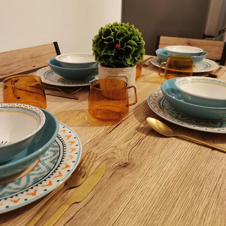Apartament Downtown Apartment Cluj-Napoca Ngoại thất bức ảnh